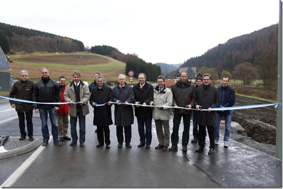 2010 - Straßenfreigabe Mauthaus I (03.11.10)